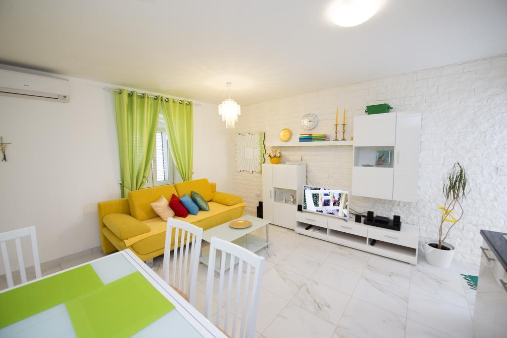 Apartment Dea สปลิท ภายนอก รูปภาพ