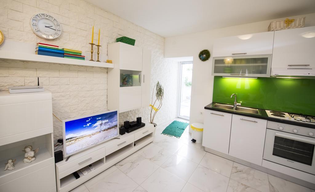 Apartment Dea สปลิท ภายนอก รูปภาพ