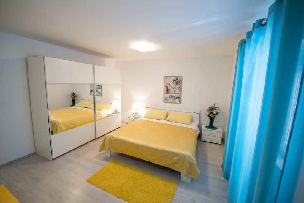 Apartment Dea สปลิท ภายนอก รูปภาพ